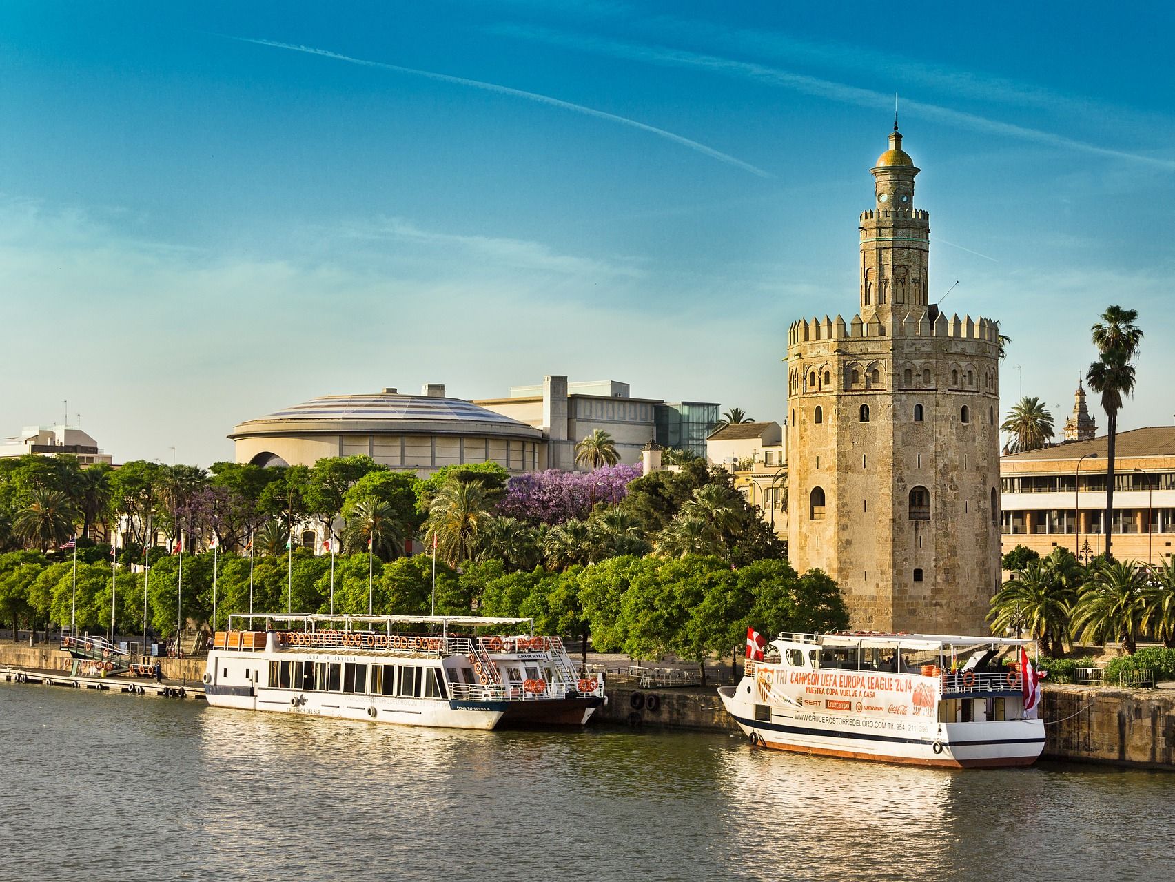 De gouden toren in Sevilla - Spanje fly drive -  Andalusië rondreis